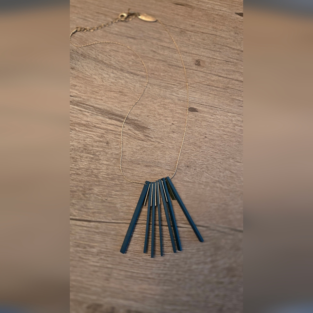 Elegant Gold and Blue Plunder Necklace